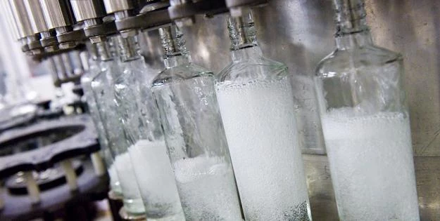 Nasdaq może wycofać akcje CEDC (producenta alkoholi) z obrotu na tym rynku