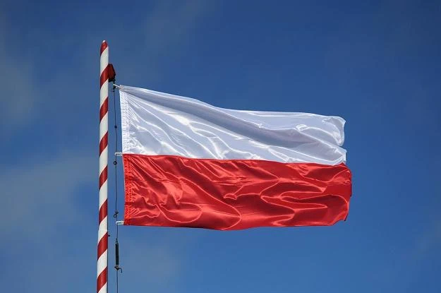 Flaga narodowa. Fot. Wojciech Stróżyk