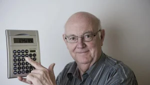 Funkcjonowanie OFE jest nieefektywne. Dodatkowo pobierają prowizję za zarządzanie pieniędzmi