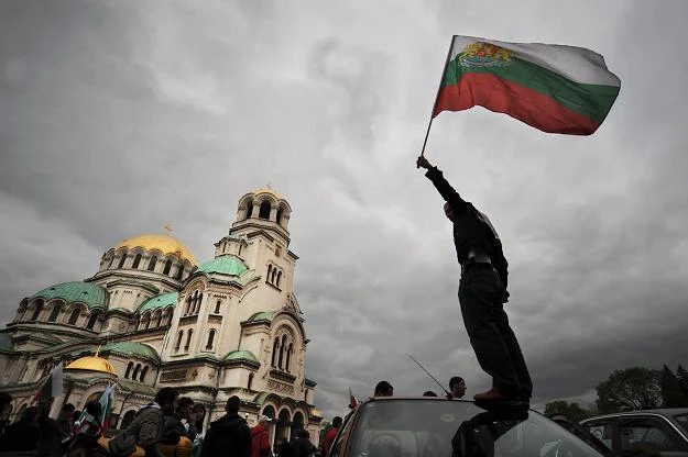 Bułgarscy posłowie "zapomnieli" zamrozić własne place oraz wynagrodzenia ministrów Bułgarscy posłowie "zapomnieli" zamrozić własne place oraz wynagrodzenia ministrów