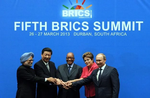 Manmohan Singh, Xi Jinping, Jacob Zuma, Dilma Rousseff i Władimir Putin Manmohan Singh, Xi Jinping, Jacob Zuma, Dilma Rousseff i Władimir Putin