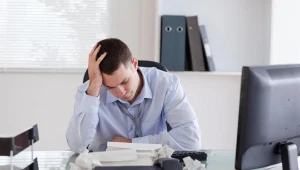 Trudno jest nagle przyzwyczaić się, że nasze dochody spadną o ponad połowę