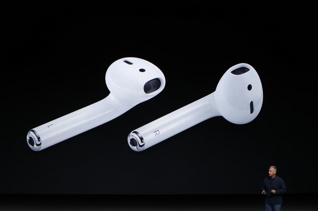 AirPods jako aparat słuchowy?