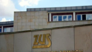 Budżet będzie musiał zasilić administrowany przez ZUS fundusz kwotą ok. 2,2 bln zł /fot. Adam Nocoń