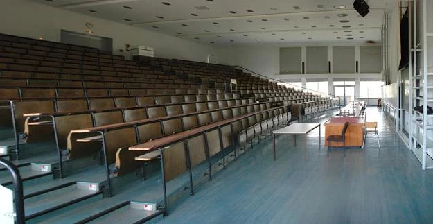 Studia nieodpłatne nie są za darmo, koszt ich prowadzenia ponoszą podatnicy