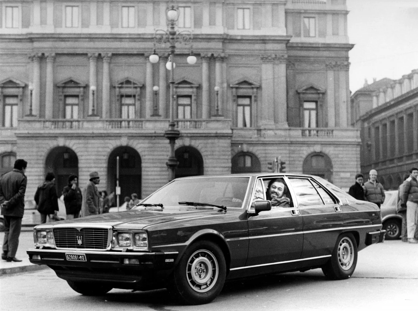 Quattroporte Royale został wyposażony w silnik V8 o pojemności 4,9 l o mocy 300 KM. Wyprodukowano tylko 51 sztuk tak wyposażonego Quattroporte III. Quattroporte Royale został wyposażony w silnik V8 o pojemności 4,9 l o mocy 300 KM. Wyprodukowano tylko 51 sztuk tak wyposażonego Quattroporte III.