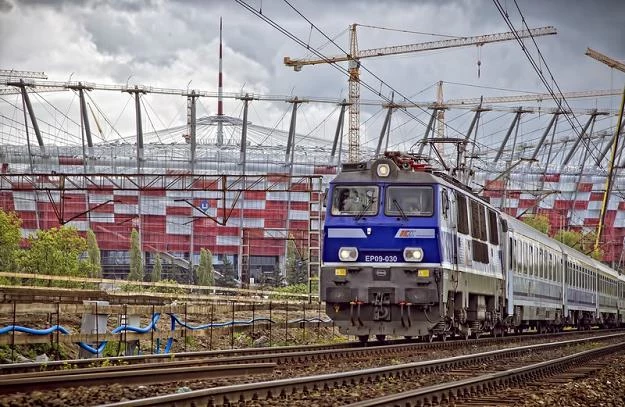 PKP Intercity w okolicach stacji kolejowej Warszawa Stadion. Fot. Andrzej Stawiński