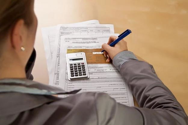 Państwo będzie ściślej kontrolować, komu przekazujemy 1 proc. podatku