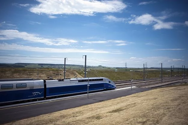 6 maja minął termin przekazania PKP Intercity pierwszych składów pendolino z homologacją