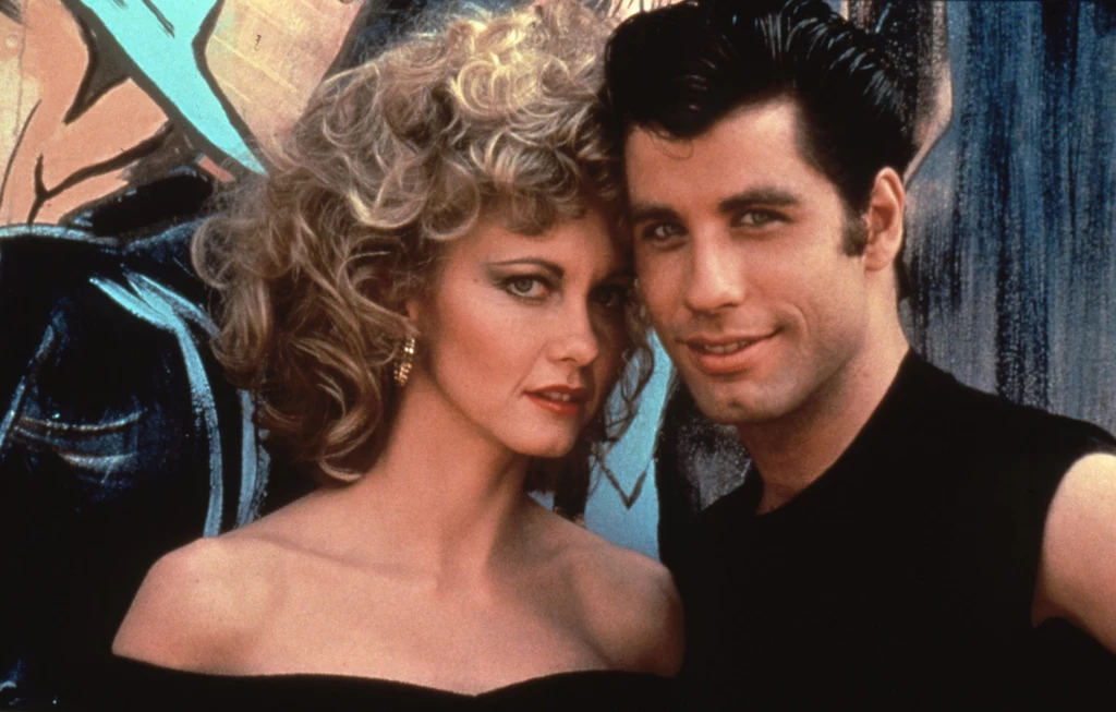 John Travolta i Olivia Newton-John w charakterystycznych stylizacjach z musicalu "Grease" w 1978 roku