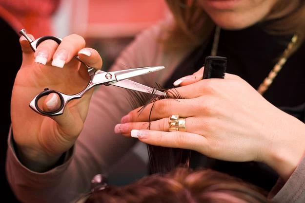 Ceny u mechaników i fryzjerów pójdą w górę? Koniec zakupów bez paragonu
