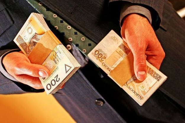 Wynagrodzenie w sierpniu rok do roku wzrosło o 3,5 procent