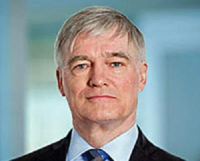 Richard Broadbent złożył w czwartek rezygnację z kierowania Tesco