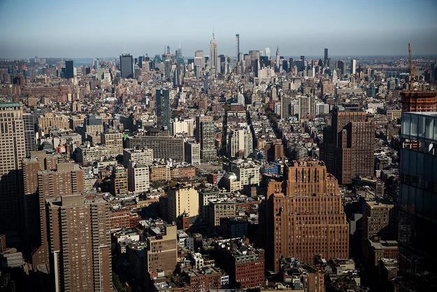 Fantastyczny widok z 63. piętra One World Trade Center na Manhattan. Fot. Andrew Burton/Getty Images