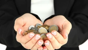 Oszukali 18 tysięcy osób na kwotę 851 mln zł