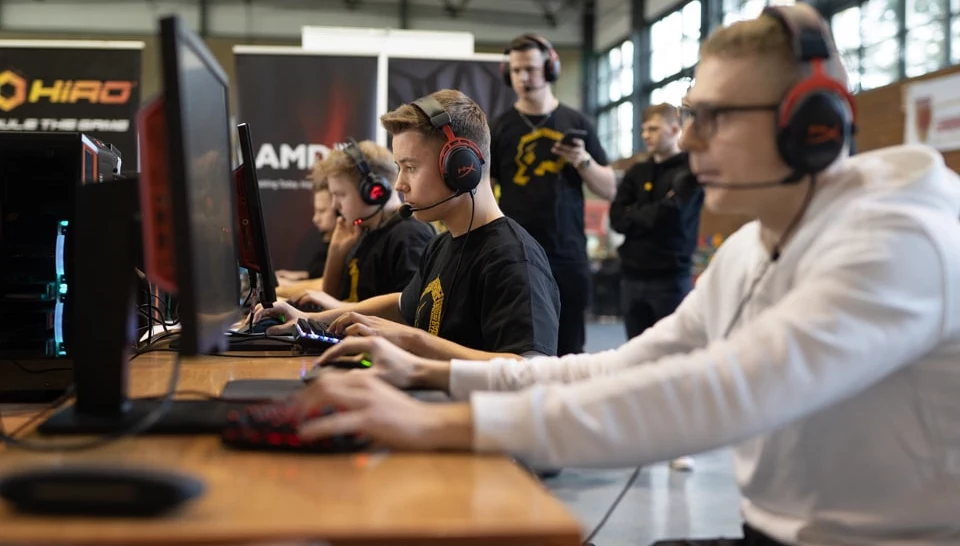 NW StudYo Michał Jaworski dla SUPER GAME e-sport