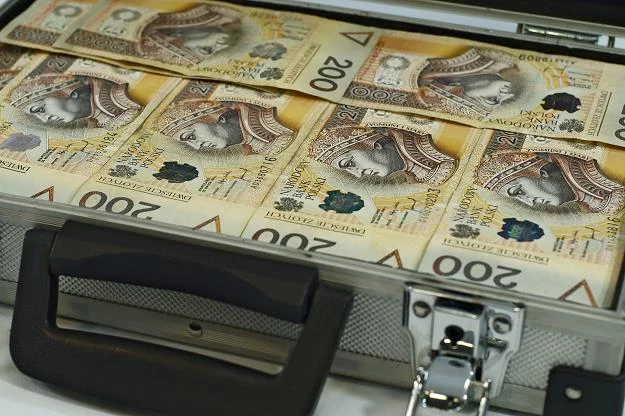 Zamożnych Polaków cały czas jest mniej niż w państwach Europy Zachodniej
