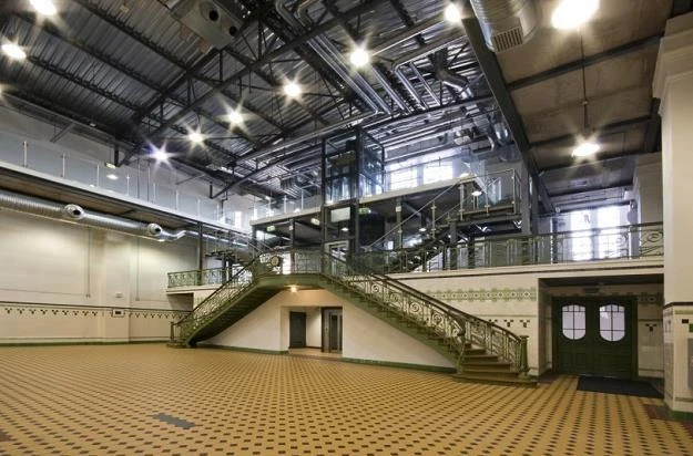 Zabytkowa elektrociepłownia w centrum Łodzi