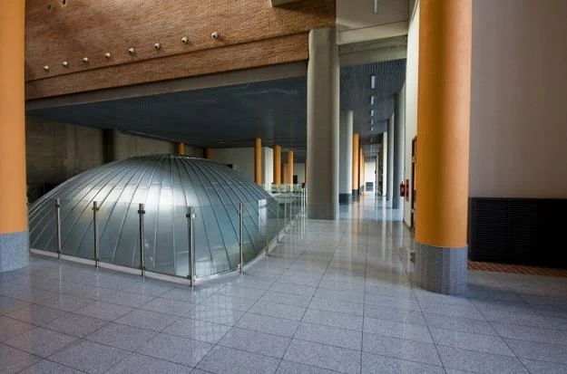 Zabytkowa elektrociepłownia w centrum Łodzi