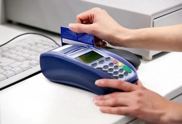 Kolejna obniżka maksymalnych opłat interchange od transakcji kartą