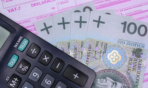 Tylko deklaracja VAT moze być składana póżniej