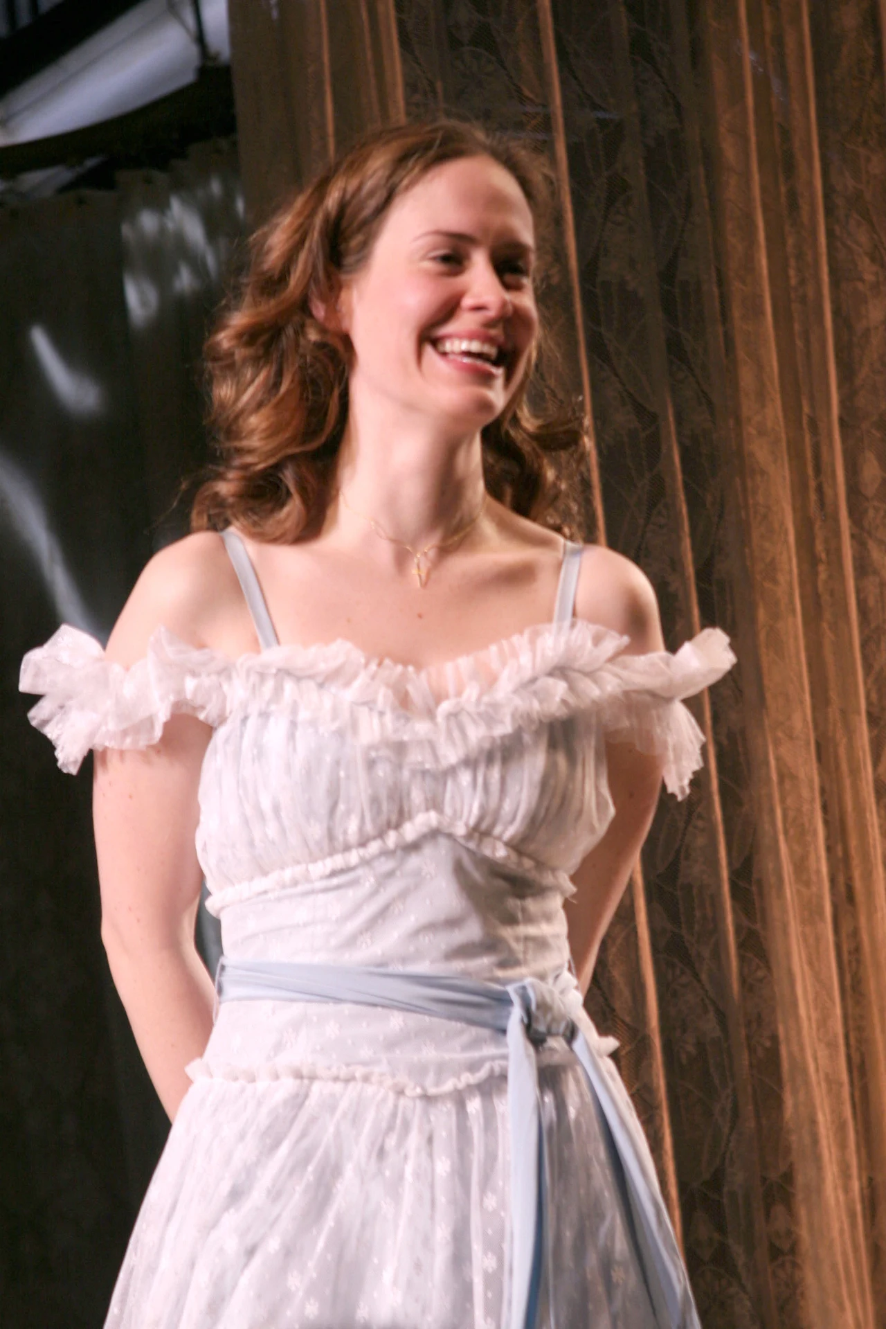 Paulson święci również sukcesy na teatralnej scenie. Występowała na Broadwayu wraz z Lindą Lavin w sztuce na dwóch aktorów „Collected Stories” , a także jako Laura Wingfield w spektaklu „Szklana menażeria” u boku Jessiki Lange.  Na scenie nowojorskiej grała w entuzjastycznie przyjętej przez krytyków sztuce „Killer Joe” Tracy’ego Lettsa, zaś w  Los Angeles można ją było oglądać u boku Alfreda Moliny i Annette Bening w „Wiśniowym sadzie” Czechowa.

Wróciła na scenę teatralną w 2013 r. w produkcji Roundabout Theatre Company wyróżnionej Nagrodą Pulitzera sztuki „Talley’s Folly” Lanforda Wilsona.