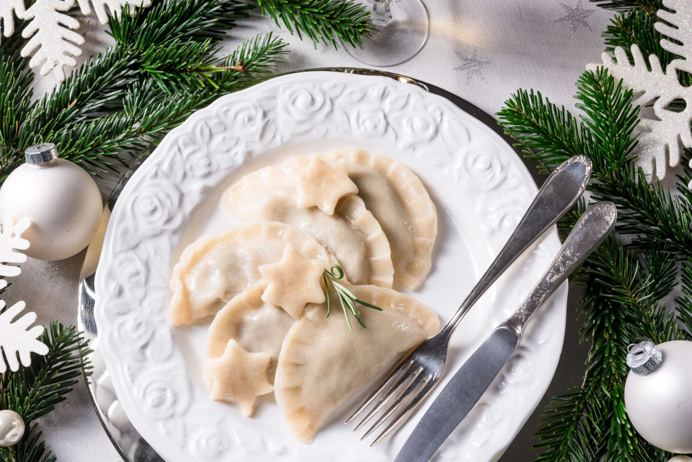 Co, jeśli nie z kapustą i grzybami? Te wigilijne pierogi rozpieszczą twoje podniebienie Co, jeśli nie z kapustą i grzybami? Te wigilijne pierogi rozpieszczą twoje podniebienie