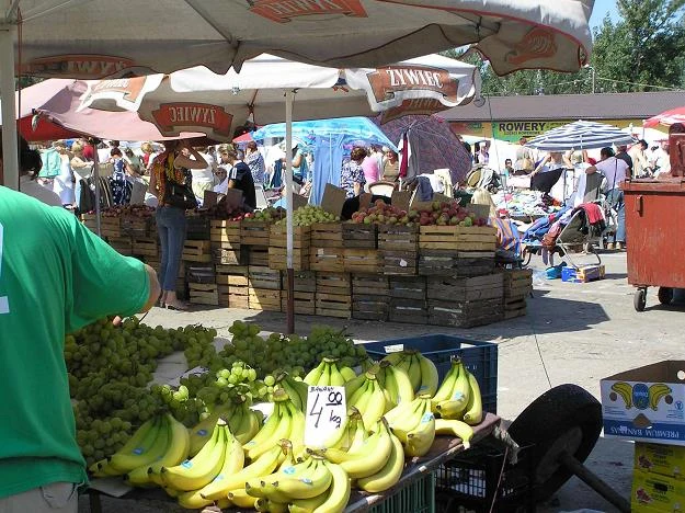Handlujący poza zasięgiem gmin