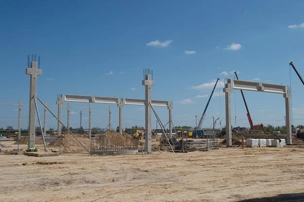 Budowa nowej fabryki płytek ceramicznych Grupy Tubądzin w Sieradzu Budowa nowej fabryki płytek ceramicznych Grupy Tubądzin w Sieradzu