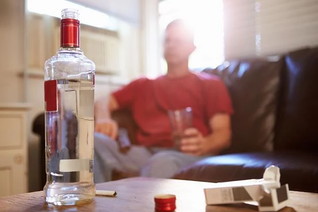 Bez pijących i palących kasa państwa świeciłaby pustkami