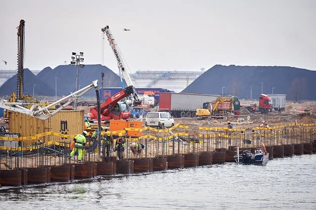 Budowa terminalu kontenerowego T2 w DCT w Gdańsku