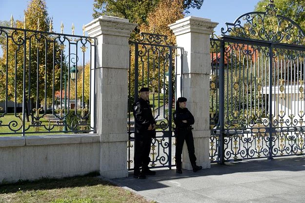Chorwacka policja pod domem Ivicy Todoricia w Zagrzebiu
