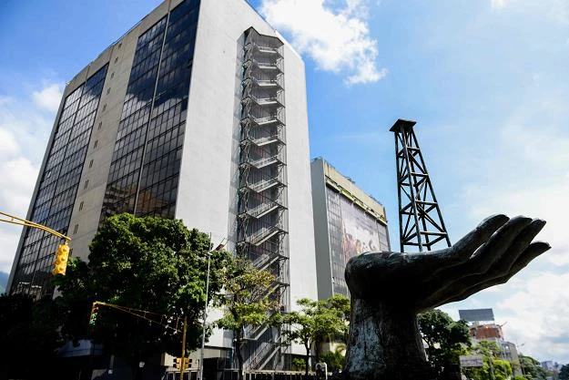 45 mld długu ma państwowy koncern naftowy PDVSA