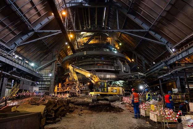 Remontowany wielki piec w hucie ArcelorMittal Kraków. Fot. Łukasz Krajewski
