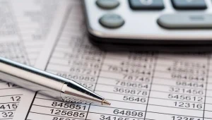 Pakiet paliwowy: Rząd spodziewa się 2,5 mld zł wpływów do państwowej kasy