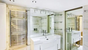 Aranżacje wnętrz z białymi meblami - sprawdzone pomysły