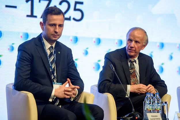 Lider PSL Władysław Kosiniak-Kamysz (L) i były minister finansów Grzegorz Kołodko (P)