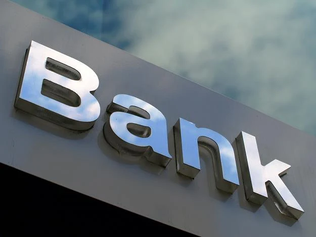 Fuzje banków bywają niekorzystne dla klientów