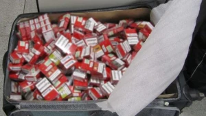 Fiskus udaremnił ogromny przemyt na lotnisku w Warszawie. Fot. KAS