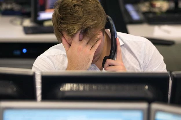 Dow Jones spadł aż o 1600 punktów