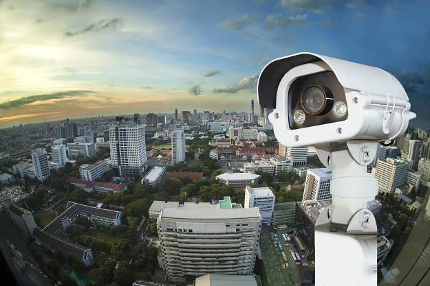 Nowoczesne systemy miejskie dotyczą monitoringu i oświetlenia Nowoczesne systemy miejskie dotyczą monitoringu i oświetlenia