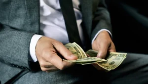 Koniec amortyzacji drogich samochodów