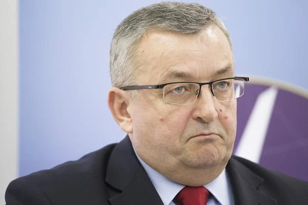 Andrzej Adamczyk, minister infrastruktury i budownictwa. Fot. Maciej Luczniewski