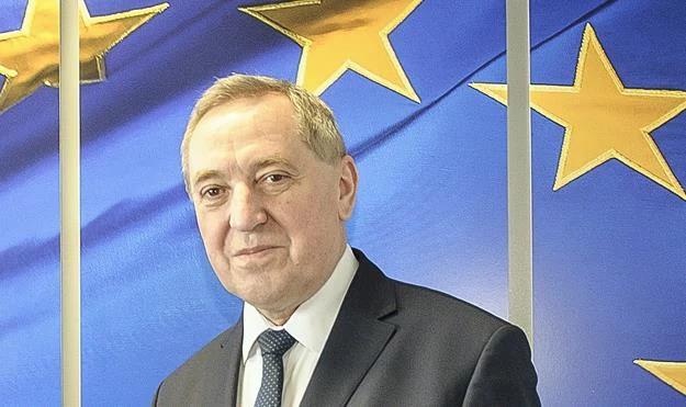 Minister środowiska Henryk Kowalczyk