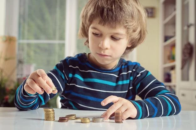 Samorządy wypłaciły w lipcu ponad 169,4 mln zł świadczeń z programu "Dobry start"