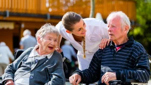 W Niemczech seniorzy wymagający opieki borykają się z brakiem personelu i wysokimi kosztami