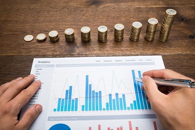  Wartość rynkowa obu spółek wynosi ok. 975 mln zł

