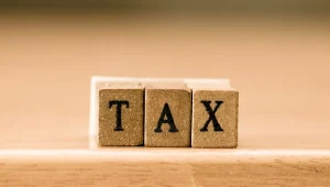 Rząd coraz głębiej sięga do kieszeni podatników