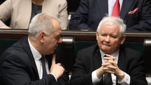 Jacek Sasin (L), Jarosław Kaczyński. Fot. Stanisław Kowalczuk
