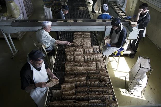 W piekarni Yehuda Matzos w Jerozolimie W piekarni Yehuda Matzos w Jerozolimie